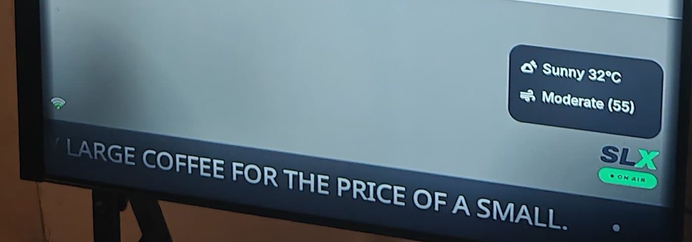Close-up of the Ticker bar blending into the active display theme